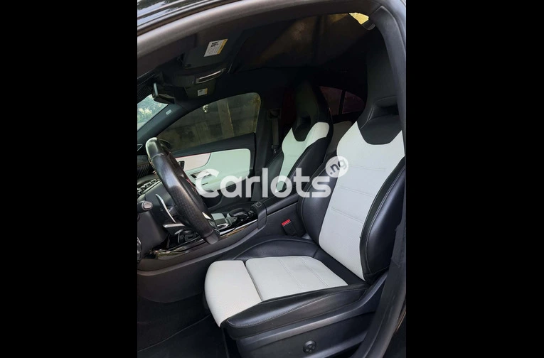 2020 Mercedes Benz CLA35 AMG - 6/7