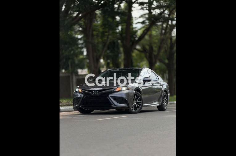 Clean Foreign Used 2021 Toyota Camry SE