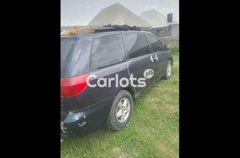 2006 Toyota Sienna XLE V6 engine - 4/7