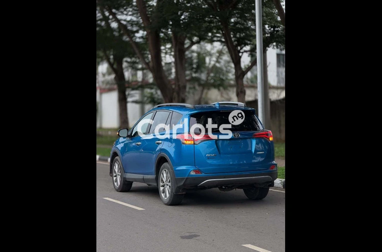 Foreign Used 2017 Toyota RAV4 Limited for sale in Asokoro, FCT - photo 7 of 7