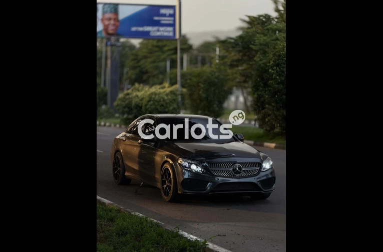 2015 Mercedes Benz C400 - 3/7