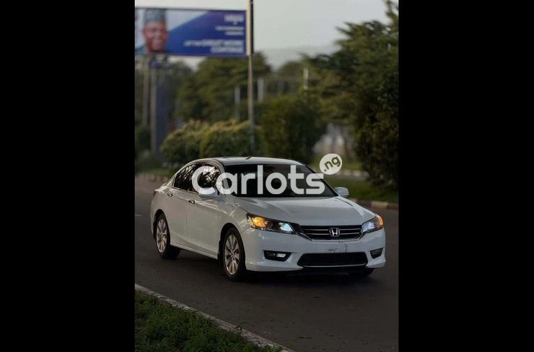 2015 Honda Accord Foreign Used - 3/7