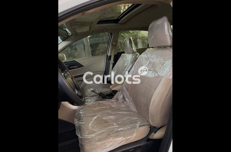 2015 Honda Accord Foreign Used - 6/7
