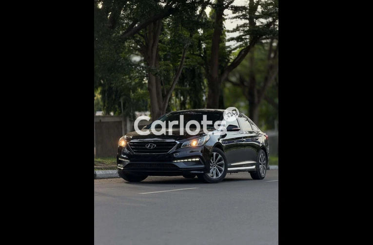 2015 HYUNDAI SONATA SPORT