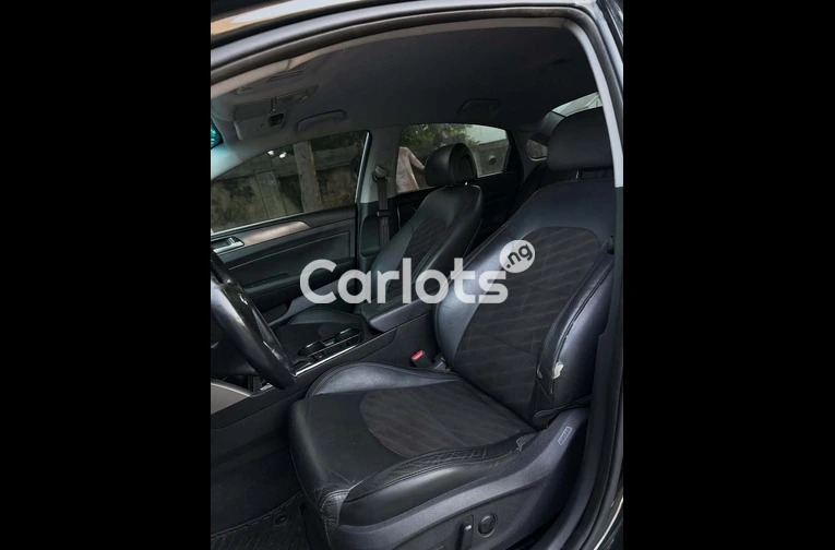 2015 HYUNDAI SONATA SPORT for sale in Asokoro, Abuja - thumbnail 6