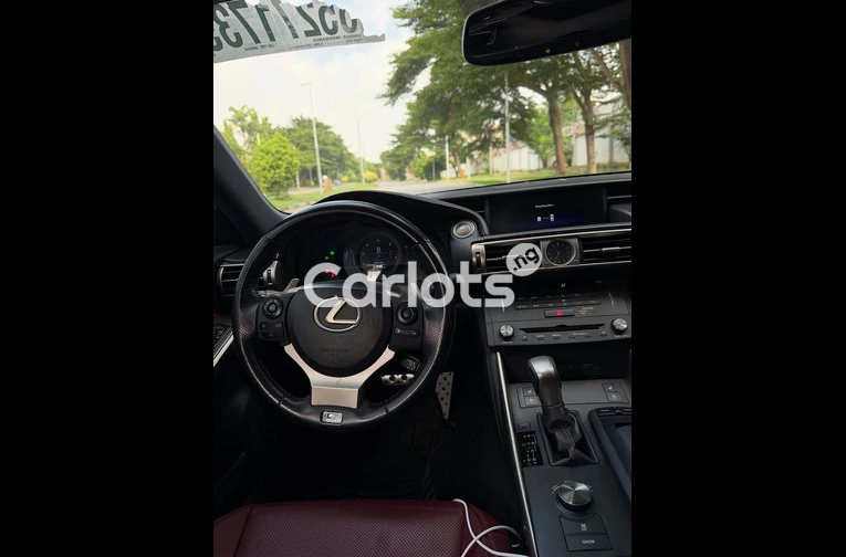 2015 Lexus IS250 - 4/7