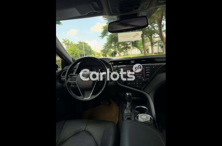 2020 Toyota Camry XSE Foreign Used - 4/7