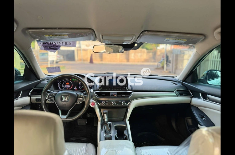 FEW MONTHS USED 2019 HONDA ACCORD SPORT - 3/7