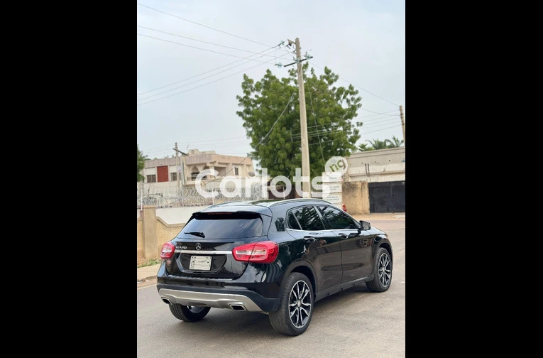 FOREIGN USED 2015 MERCEDES BENZ GLA250 - 5/7
