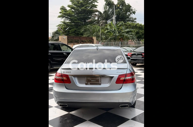 2013 Mercedes-Benz E 350 4Matic AWD - 4/7