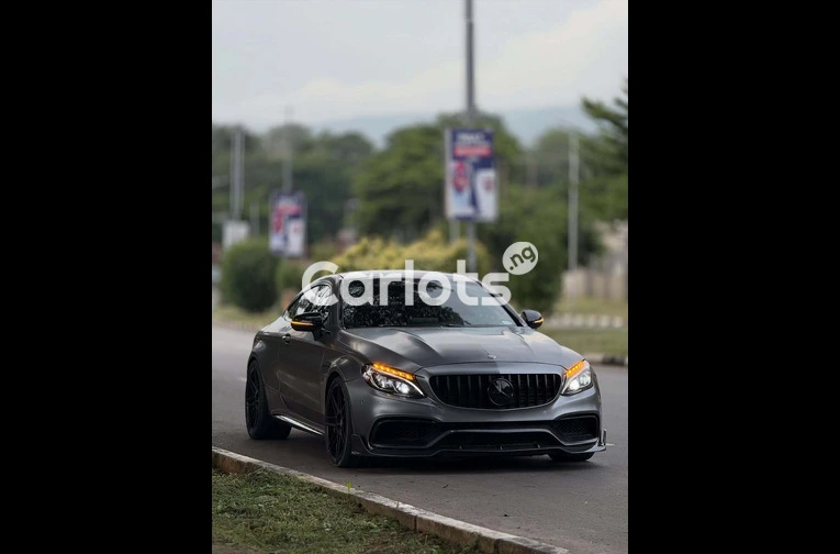 Foreign Used 2018 Mercedes Benz C63 S AMG for sale in Asokoro, FCT - photo 3 of 7