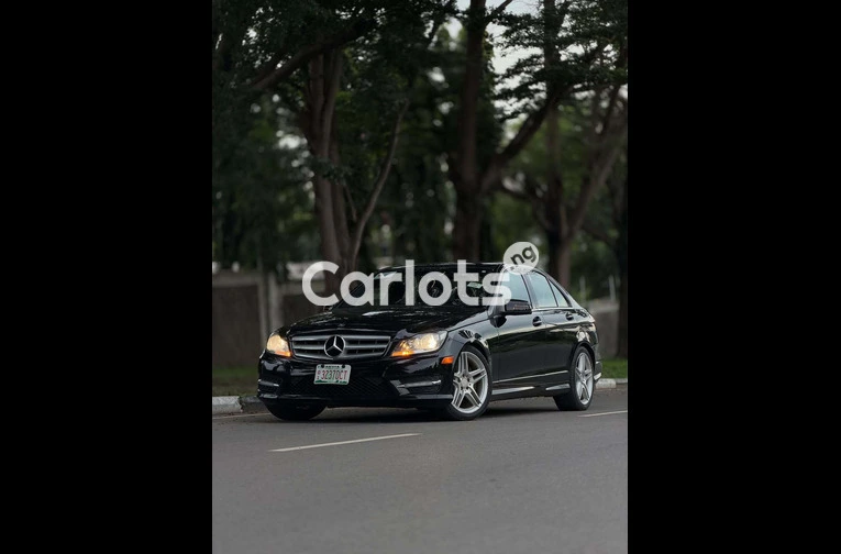 Clean Foreign Used 2013 Mercedes Benz C300 - 1/7