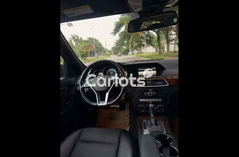 Clean Foreign Used 2013 Mercedes Benz C300 - 4/7