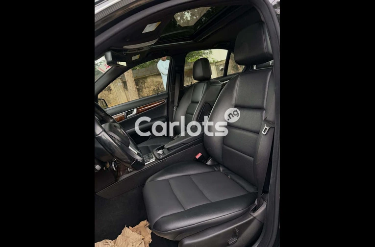 Clean Foreign Used 2013 Mercedes Benz C300 - 6/7