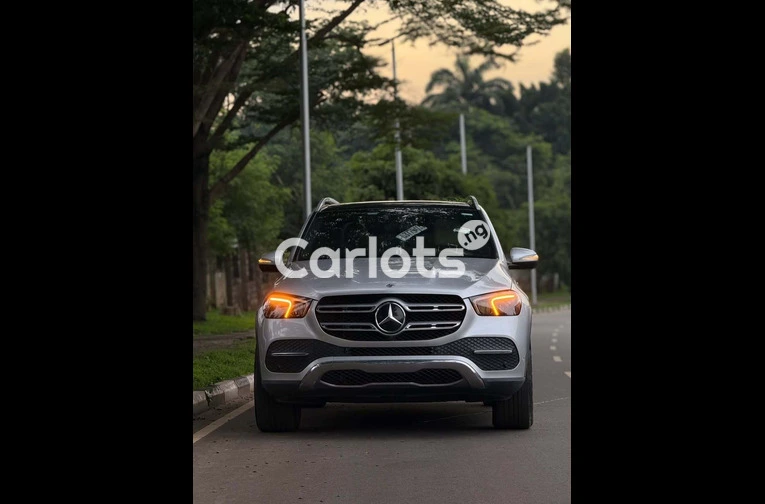 2021 Mercedes Benz GLE350 Foreign Used - 2/7