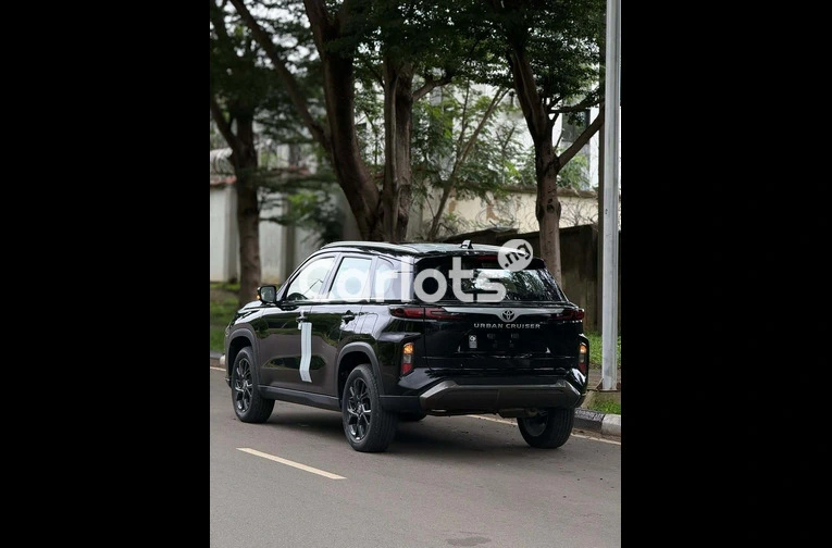 2025 TOYOTA URBAN CRUISER - 7/7