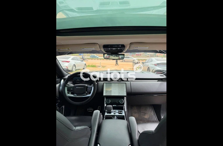 2025 Range Rover Vogue P530 for sale in Asokoro, Abuja - photo 3 of 7