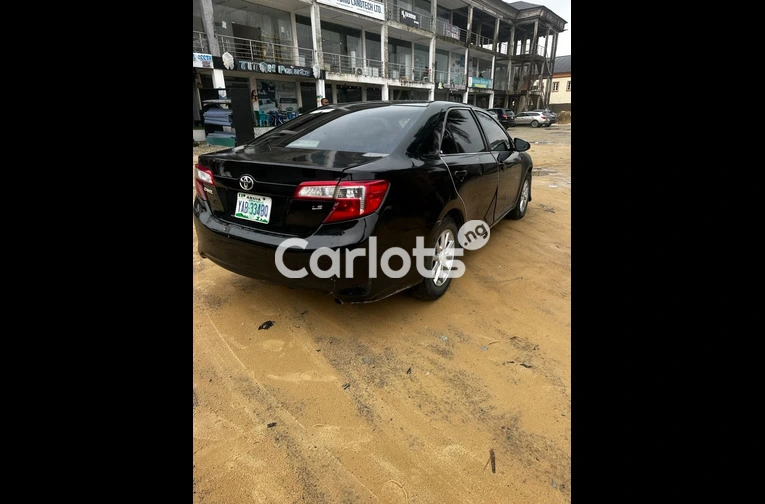 Clean Registered 2013 Toyota Camry LE