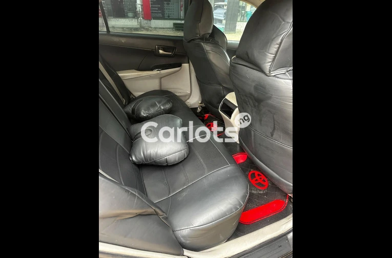 Clean Registered 2013 Toyota Camry LE - 3/7