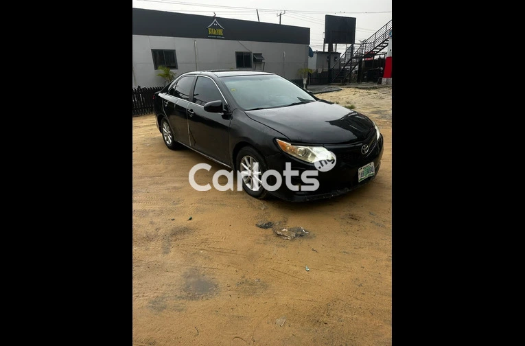 Clean Registered 2013 Toyota Camry LE - 4/7