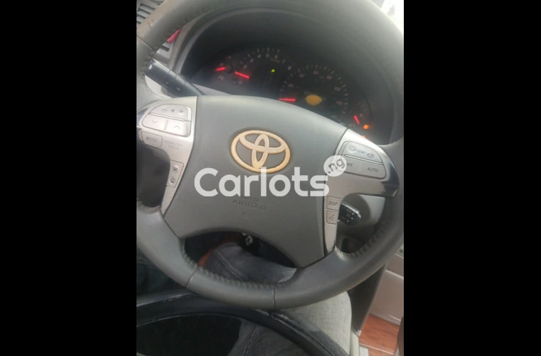 Toyota Camry 2009 XLE - 6/7