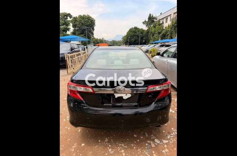 2013 TOYOTA CAMRY - 4/7