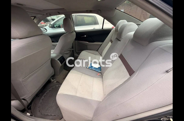 2013 TOYOTA CAMRY - 5/7