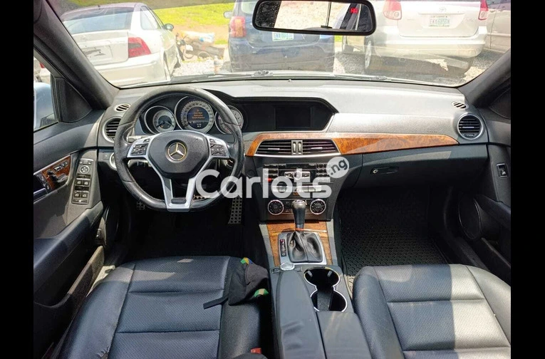 Mercedes Benz C250 (4Plugs) - 3/5