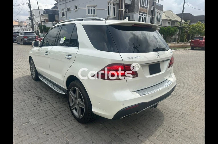 Foreign Used 2016 Mercedes Benz GLE400 4Matic Full Option for sale in Amuwo Odofin, Lagos - photo 5 of 7