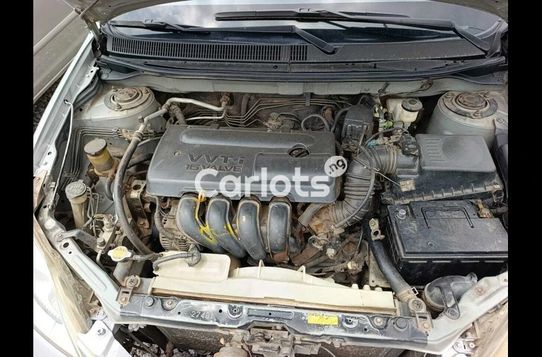 Toyota Matrix 2004 Belgium - 2/5