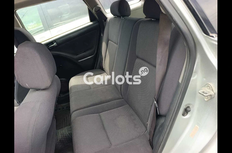 Toyota Matrix 2004 Belgium - 4/5