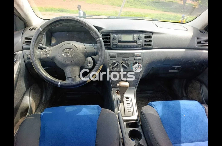 Toyota Corolla (Obama) 2005 - 3/5