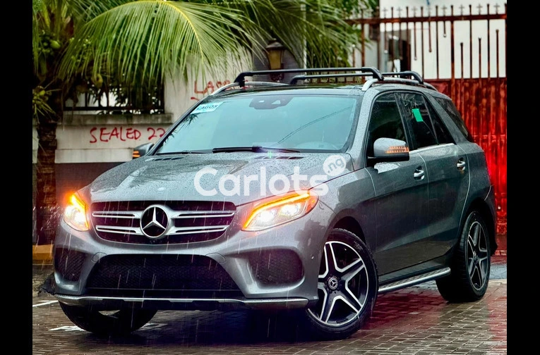 Foreign Used 2018 Mercedes Benz GLE400 4MATIC Full Option - 1/7