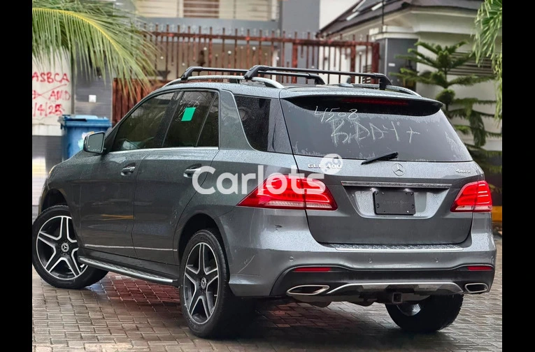 Foreign Used 2018 Mercedes Benz GLE400 4MATIC Full Option - 6/7
