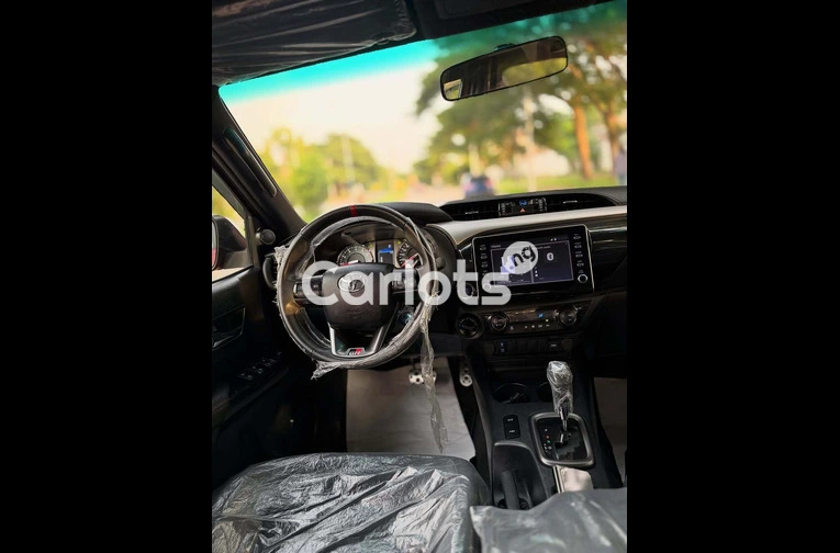 2024 Toyota Hilux GR - 4/7