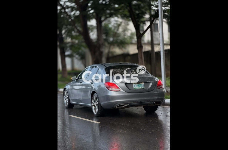 2015 Mercedes Benz C300 Foreign Used - 7/7