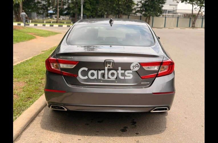 2018 HONDA ACCORD TOURING - 7/7