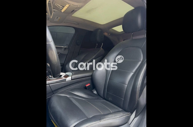 Extremely Clean 2015 Mercedes Benz C300 - 5/7