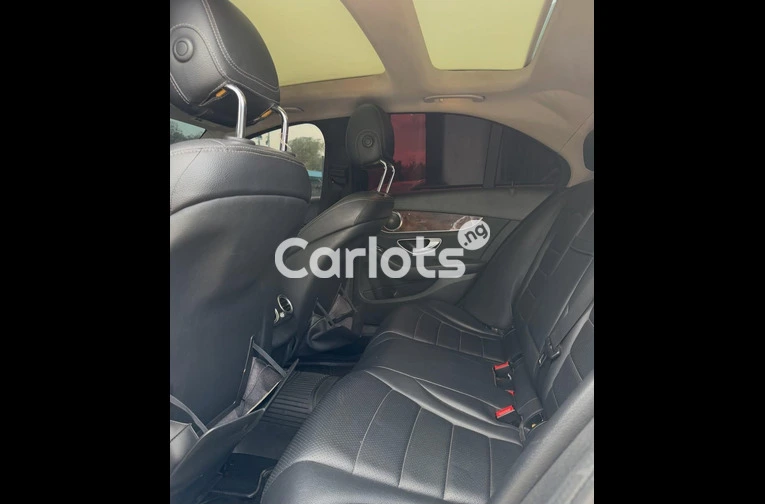 Extremely Clean 2015 Mercedes Benz C300 for sale in Garki, FCT - photo 6 of 7