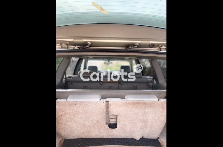 Clean Registered 2006 Toyota Highlander V6 4WD for sale in Ajah, Lagos - thumbnail 4