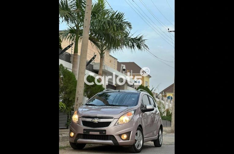 DISTRESS FOREIGN USED 2013 CHEVROLET SPARK - 1/7