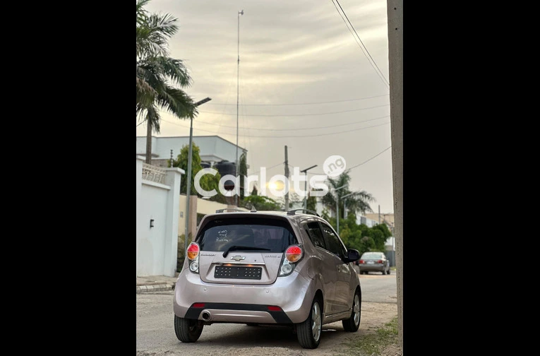DISTRESS FOREIGN USED 2013 CHEVROLET SPARK - 4/7