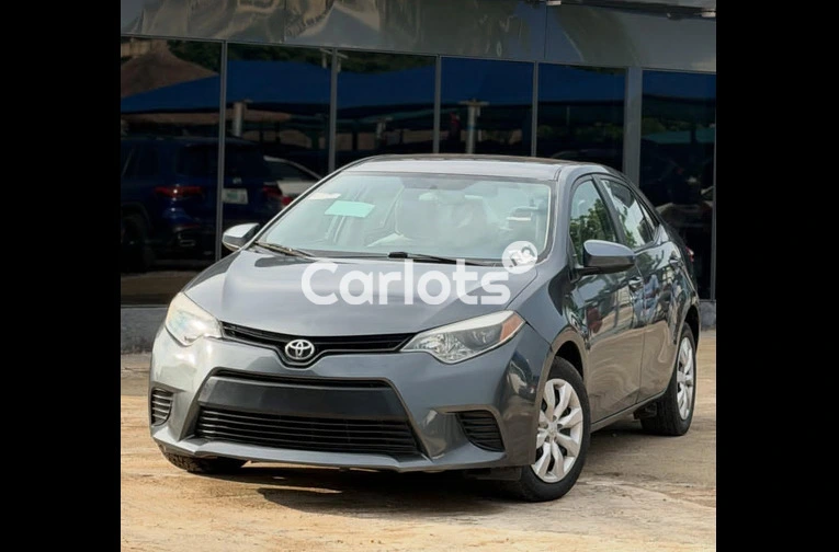 Foreign Used 2015 Toyota Corolla LE - 1/5