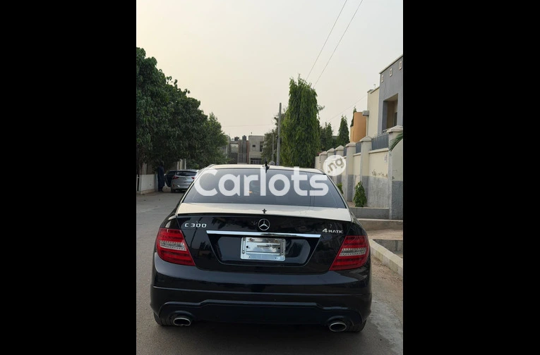 Mercedes Benz C300 2011 - 7/7