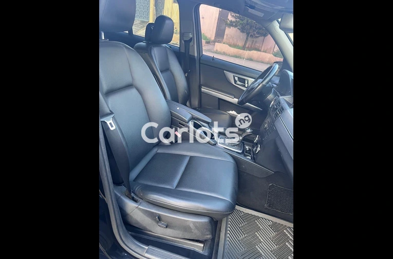 TOKUNBO 2009 Mercedes Benz GLK350 4MATIC for sale in Alimosho, Lagos - thumbnail 2