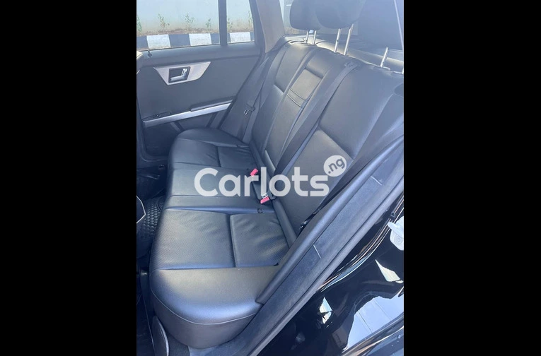 TOKUNBO 2009 Mercedes Benz GLK350 4MATIC - 3/7