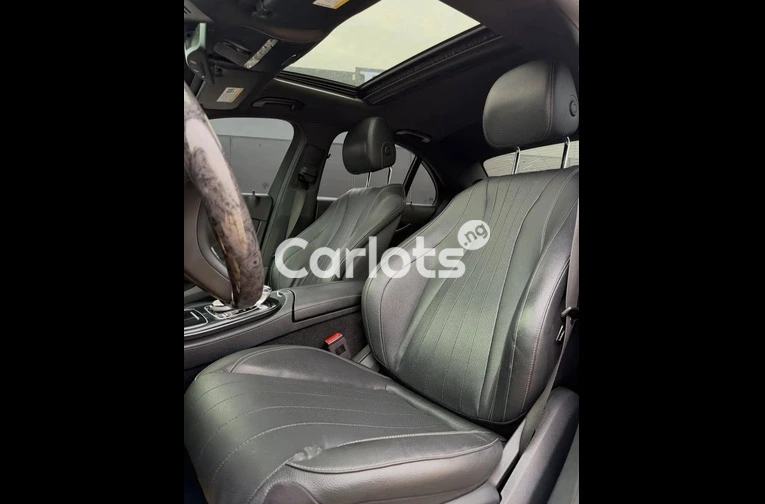 2020 Mercedes Benz E300 - 3/6