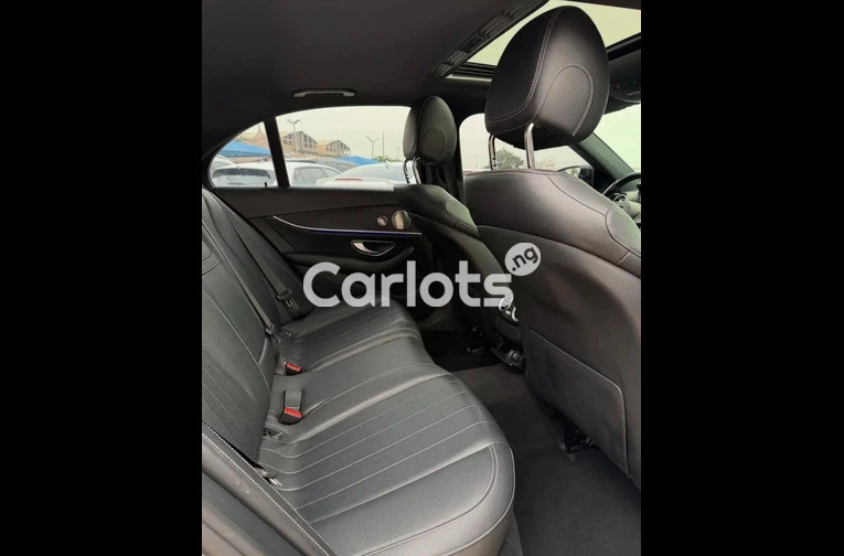 2020 Mercedes Benz E300 - 5/6