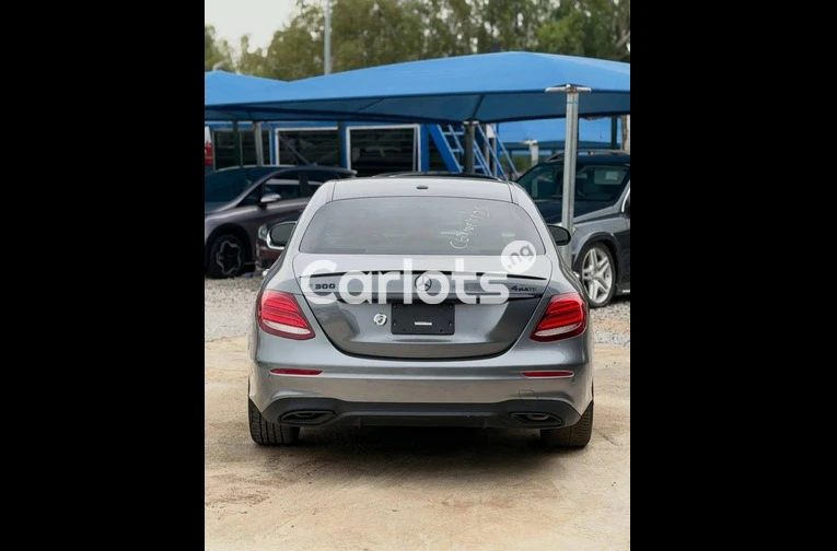 2020 Mercedes Benz E300 - 6/6
