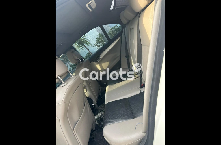 2010 MERCEDES BENZ C300 - 5/7